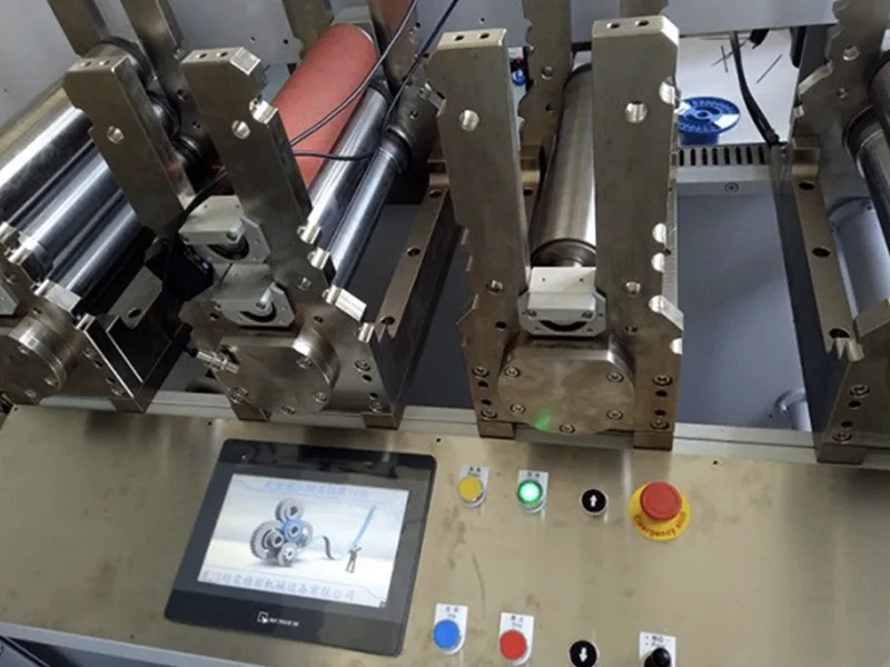 Junssen presenta una máquina de producción de electrodos terapéuticos para aplicaciones médicas y de rehabilitación